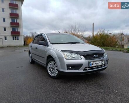 Форд Фокус 2005 у Києві на Automoto.ua Сірий Форд Фокус, об'ємом двигуна 1.56 л та пробігом 223 тис. км за 4900 $, фото 7 на Automoto.ua