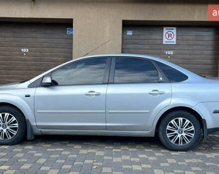 Форд Фокус 2005 в Виннице на Automoto.ua Серый Форд Фокус, объемом двигателя 1.6 л и пробегом 310 тыс. км за 3899 $, фото 5 на Automoto.ua
