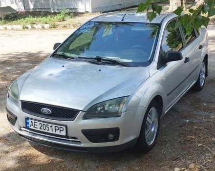 Серый Форд Фокус, объемом двигателя 1.6 л и пробегом 208 тыс. км за 4300 $, фото 5 на Automoto.ua