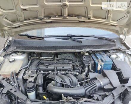 Сірий Форд Фокус, об'ємом двигуна 1.6 л та пробігом 191 тис. км за 4400 $, фото 18 на Automoto.ua