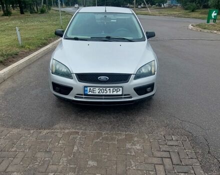 Серый Форд Фокус, объемом двигателя 1.6 л и пробегом 208 тыс. км за 4300 $, фото 1 на Automoto.ua