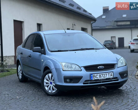 Серый Форд Фокус, объемом двигателя 1.6 л и пробегом 298 тыс. км за 2999 $, фото 3 на Automoto.ua