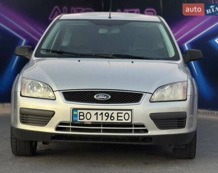 Сірий Форд Фокус, об'ємом двигуна 1.6 л та пробігом 242 тис. км за 5299 $, фото 2 на Automoto.ua