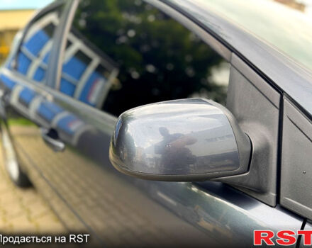 Серый Форд Фокус, объемом двигателя 1.6 л и пробегом 179 тыс. км за 3700 $, фото 7 на Automoto.ua