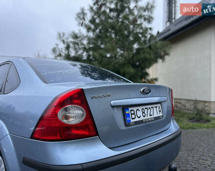 Серый Форд Фокус, объемом двигателя 1.6 л и пробегом 290 тыс. км за 2999 $, фото 11 на Automoto.ua