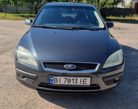 Серый Форд Фокус, объемом двигателя 1.6 л и пробегом 240 тыс. км за 4850 $, фото 1 на Automoto.ua