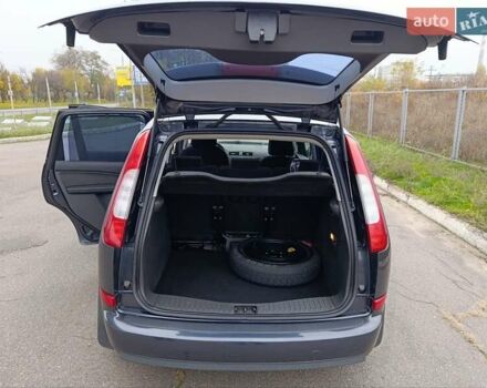 Серый Форд Фокус, объемом двигателя 1.8 л и пробегом 218 тыс. км за 5250 $, фото 18 на Automoto.ua