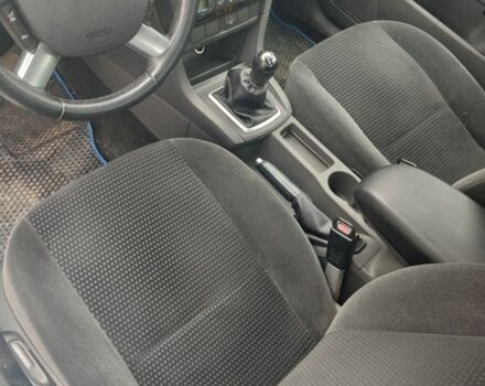 Сірий Форд Фокус, об'ємом двигуна 1.8 л та пробігом 246 тис. км за 4600 $, фото 2 на Automoto.ua