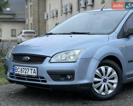 Серый Форд Фокус, объемом двигателя 1.6 л и пробегом 298 тыс. км за 2999 $, фото 1 на Automoto.ua