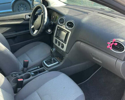 Серый Форд Фокус, объемом двигателя 1.6 л и пробегом 258 тыс. км за 4200 $, фото 9 на Automoto.ua