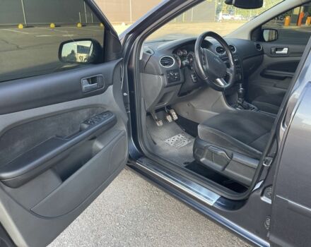 Серый Форд Фокус, объемом двигателя 0 л и пробегом 296 тыс. км за 4200 $, фото 15 на Automoto.ua