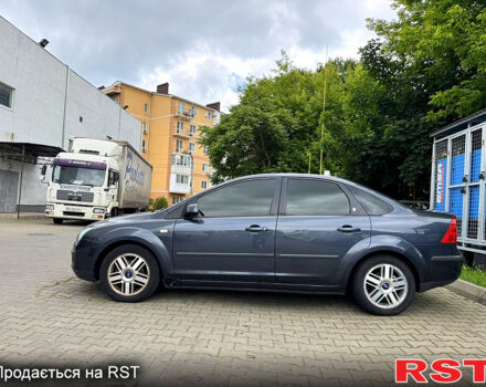 Серый Форд Фокус, объемом двигателя 1.6 л и пробегом 179 тыс. км за 3700 $, фото 1 на Automoto.ua