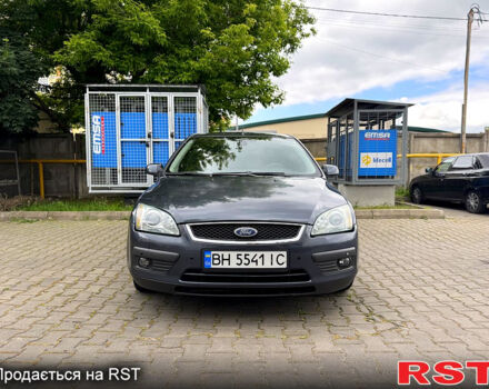 Серый Форд Фокус, объемом двигателя 1.6 л и пробегом 179 тыс. км за 3700 $, фото 3 на Automoto.ua