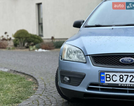 Серый Форд Фокус, объемом двигателя 1.6 л и пробегом 290 тыс. км за 2999 $, фото 9 на Automoto.ua