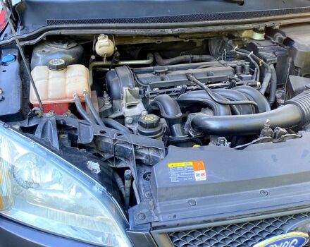 Сірий Форд Фокус, об'ємом двигуна 1.6 л та пробігом 191 тис. км за 4750 $, фото 7 на Automoto.ua