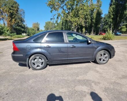 Серый Форд Фокус, объемом двигателя 1.6 л и пробегом 240 тыс. км за 4850 $, фото 2 на Automoto.ua