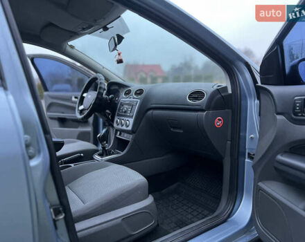 Серый Форд Фокус, объемом двигателя 1.6 л и пробегом 298 тыс. км за 2999 $, фото 36 на Automoto.ua