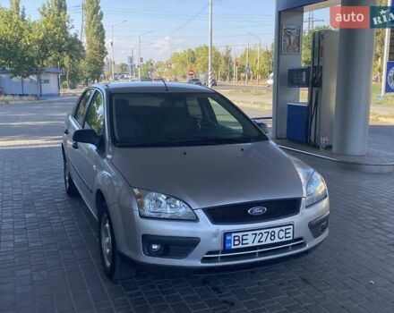Сірий Форд Фокус, об'ємом двигуна 1.6 л та пробігом 263 тис. км за 4900 $, фото 5 на Automoto.ua