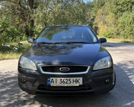 Сірий Форд Фокус, об'ємом двигуна 2 л та пробігом 334 тис. км за 4400 $, фото 1 на Automoto.ua
