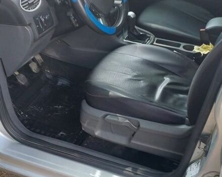 Серый Форд Фокус, объемом двигателя 1.6 л и пробегом 208 тыс. км за 4300 $, фото 4 на Automoto.ua