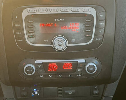 Серый Форд Фокус, объемом двигателя 2 л и пробегом 339 тыс. км за 5400 $, фото 9 на Automoto.ua