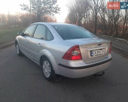 Сірий Форд Фокус, об'ємом двигуна 1.6 л та пробігом 217 тис. км за 4800 $, фото 6 на Automoto.ua