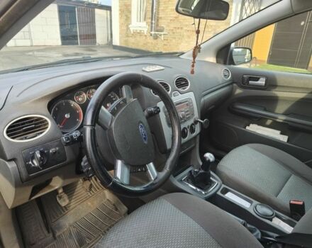 Форд Фокус 2007 в Рокитном на Automoto.ua Серый Форд Фокус, объемом двигателя 1.6 л и пробегом 230 тыс. км за 3700 $, фото 4 на Automoto.ua