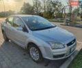 Серый Форд Фокус, объемом двигателя 1.6 л и пробегом 372 тыс. км за 3200 $, фото 1 на Automoto.ua