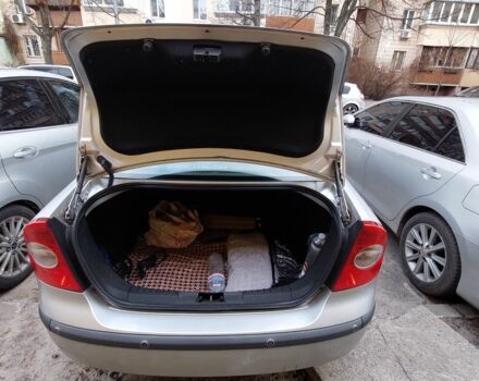 Сірий Форд Фокус, об'ємом двигуна 1.6 л та пробігом 190 тис. км за 4200 $, фото 3 на Automoto.ua