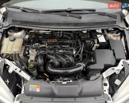 Серый Форд Фокус, объемом двигателя 1.6 л и пробегом 192 тыс. км за 4300 $, фото 28 на Automoto.ua