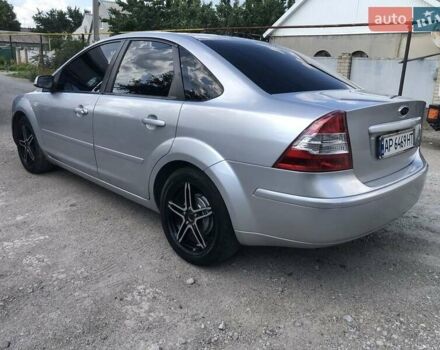 Форд Фокус 2007 в Запорожье на Automoto.ua Серый Форд Фокус, объемом двигателя 1.6 л и пробегом 270 тыс. км за 5600 $, фото 2 на Automoto.ua