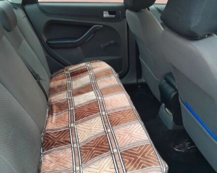 Сірий Форд Фокус, об'ємом двигуна 1.6 л та пробігом 278 тис. км за 3800 $, фото 5 на Automoto.ua