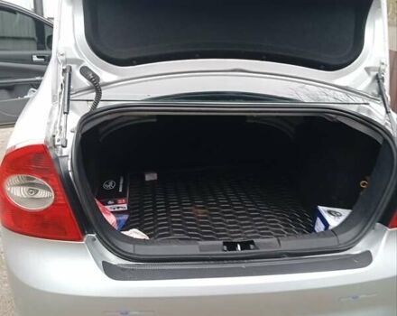 Серый Форд Фокус, объемом двигателя 1.6 л и пробегом 239 тыс. км за 5250 $, фото 7 на Automoto.ua