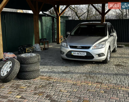 Серый Форд Фокус, объемом двигателя 1.6 л и пробегом 175 тыс. км за 5900 $, фото 3 на Automoto.ua