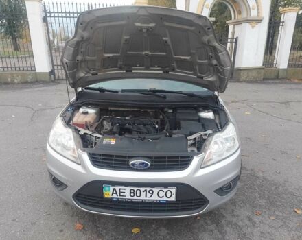 Сірий Форд Фокус, об'ємом двигуна 1.6 л та пробігом 176 тис. км за 5500 $, фото 10 на Automoto.ua