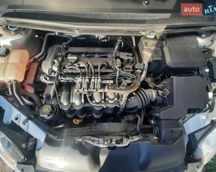 Серый Форд Фокус, объемом двигателя 1.6 л и пробегом 169 тыс. км за 5600 $, фото 20 на Automoto.ua