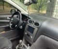 Серый Форд Фокус, объемом двигателя 1.6 л и пробегом 118 тыс. км за 5800 $, фото 3 на Automoto.ua