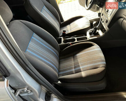 Серый Форд Фокус, объемом двигателя 1.6 л и пробегом 175 тыс. км за 5900 $, фото 50 на Automoto.ua