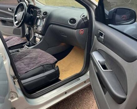 Серый Форд Фокус, объемом двигателя 1.6 л и пробегом 282 тыс. км за 5000 $, фото 14 на Automoto.ua