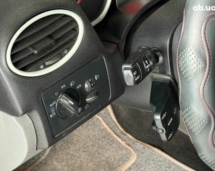 Серый Форд Фокус, объемом двигателя 1.6 л и пробегом 249 тыс. км за 5990 $, фото 11 на Automoto.ua