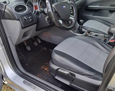 Серый Форд Фокус, объемом двигателя 1.6 л и пробегом 169 тыс. км за 5600 $, фото 8 на Automoto.ua