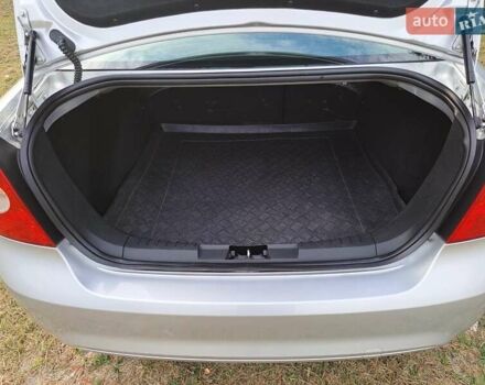 Серый Форд Фокус, объемом двигателя 1.6 л и пробегом 169 тыс. км за 5600 $, фото 11 на Automoto.ua