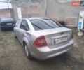 Серый Форд Фокус, объемом двигателя 1.6 л и пробегом 299 тыс. км за 2350 $, фото 2 на Automoto.ua