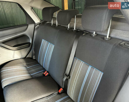 Серый Форд Фокус, объемом двигателя 1.6 л и пробегом 175 тыс. км за 5900 $, фото 40 на Automoto.ua