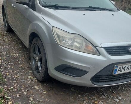 Серый Форд Фокус, объемом двигателя 1.6 л и пробегом 220 тыс. км за 3900 $, фото 2 на Automoto.ua