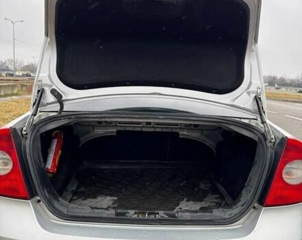 Серый Форд Фокус, объемом двигателя 1.6 л и пробегом 328 тыс. км за 4200 $, фото 7 на Automoto.ua