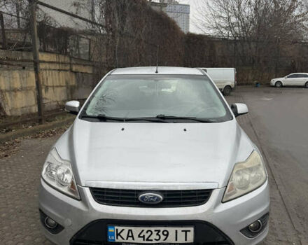 Серый Форд Фокус, объемом двигателя 1.6 л и пробегом 271 тыс. км за 3800 $, фото 6 на Automoto.ua