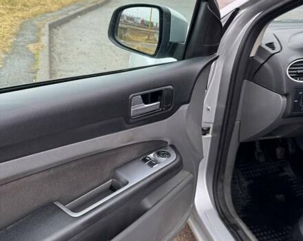 Серый Форд Фокус, объемом двигателя 1.6 л и пробегом 328 тыс. км за 4200 $, фото 17 на Automoto.ua