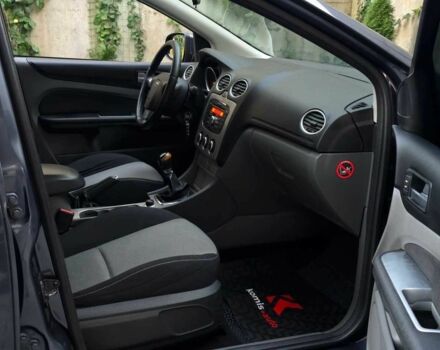 Серый Форд Фокус, объемом двигателя 0 л и пробегом 136 тыс. км за 5999 $, фото 16 на Automoto.ua