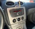 Сірий Форд Фокус, об'ємом двигуна 1.6 л та пробігом 205 тис. км за 5450 $, фото 10 на Automoto.ua